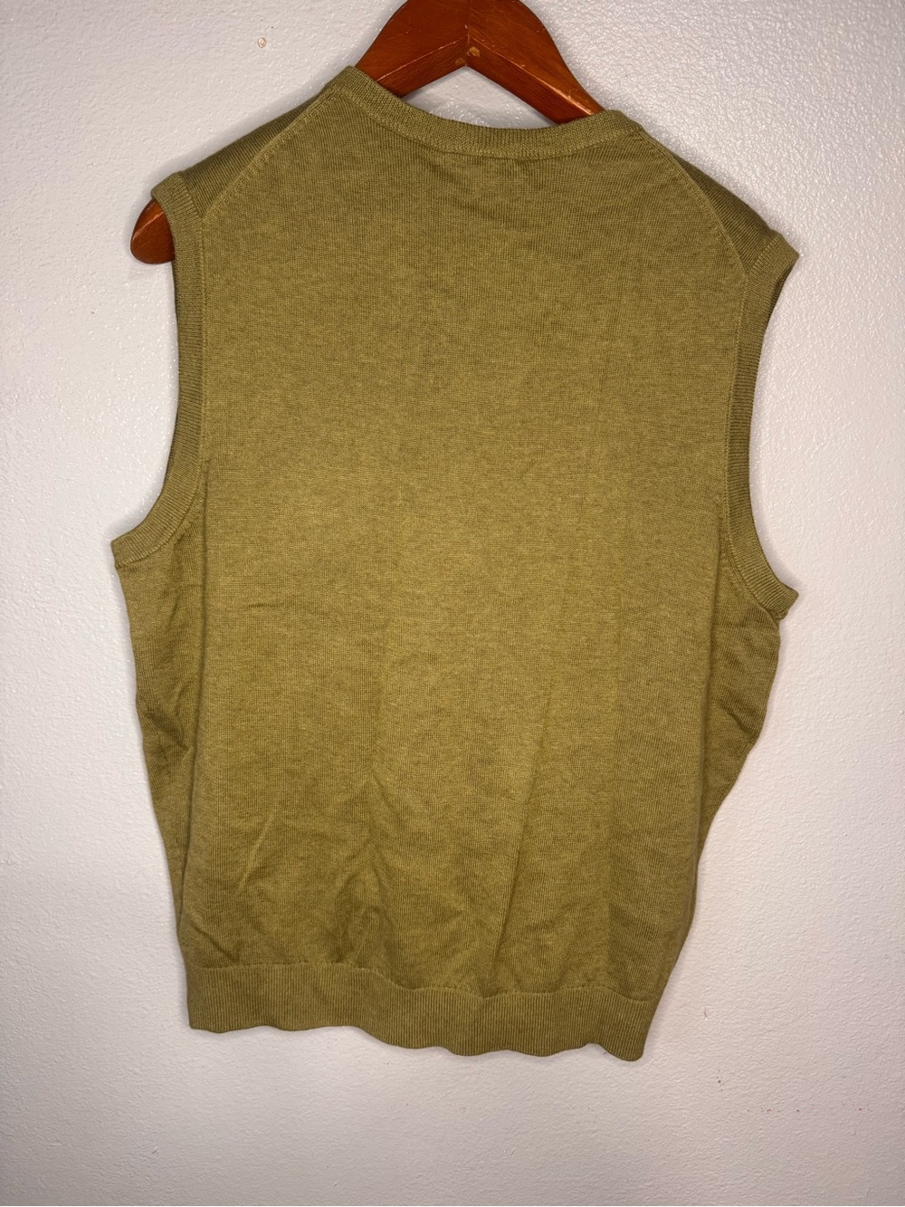 Daniel Cremieux Olive V-Neck Sweater Vest - Picture 3 of 5